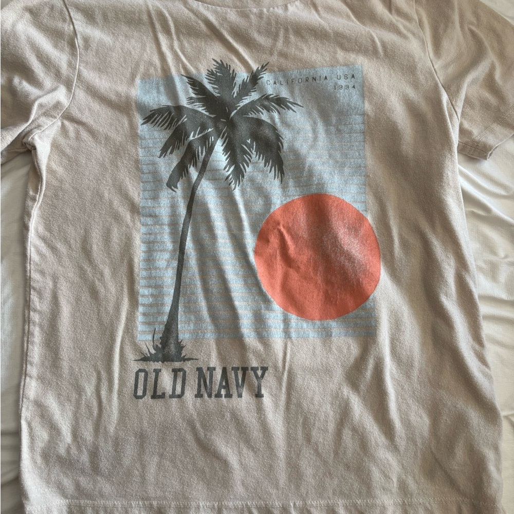 Boys L Old Navy Beige Palm Graphic Tee